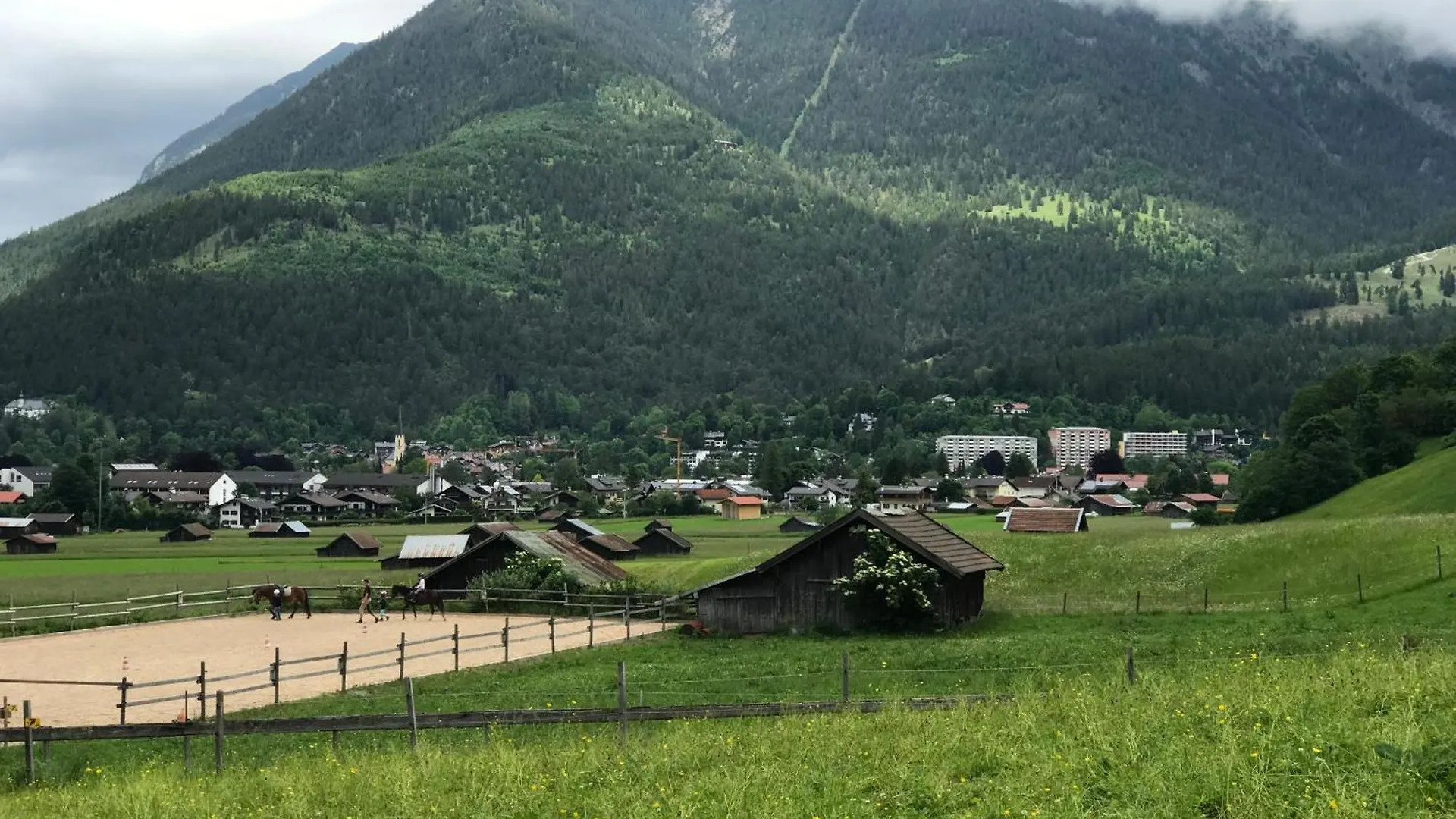 Hotel Restaurant Hausberg Garmisch-Partenkirchen Alemanha